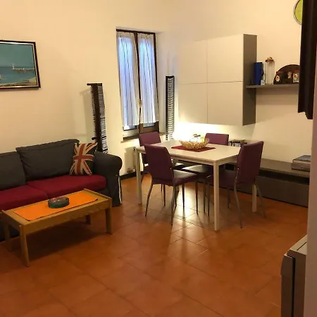 Di Via Imbriani Appartement *